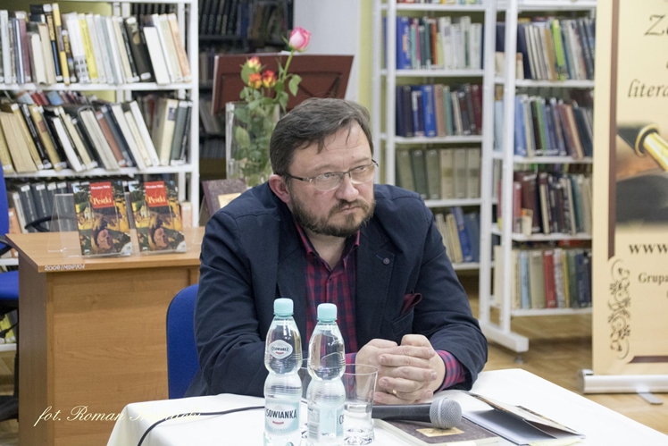 Mirosław Welz promował w Mielcu tomik poezji ?Pestki?