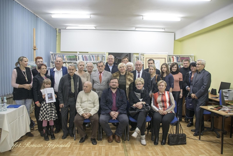 Mirosław Welz promował w Mielcu tomik poezji ?Pestki?