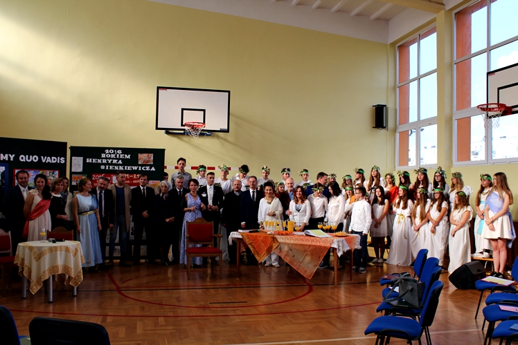 Narodowe czytanie ?Quo vadis? w ZSO nr 1 w Mielcu