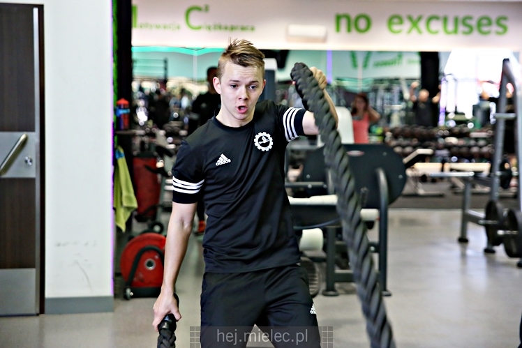 Trening funkcjonalny piłkarzy FKS Stal Mielec w JOY Fitness Club
