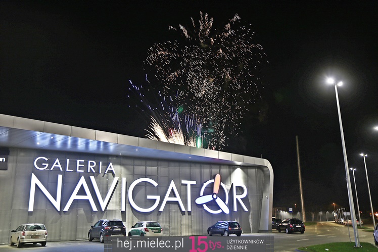 Galeria Navigator Mielec: pokaz sztucznych ogni na koniec otwarcia