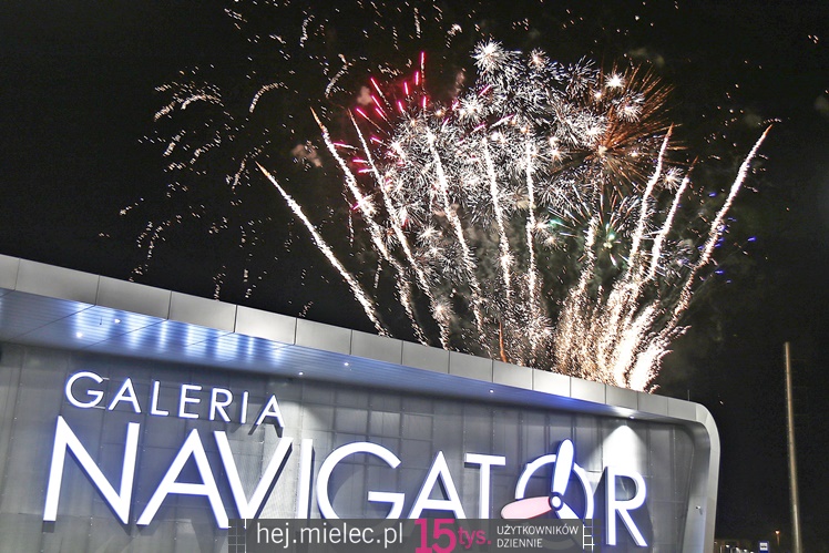 Galeria Navigator Mielec: pokaz sztucznych ogni na koniec otwarcia