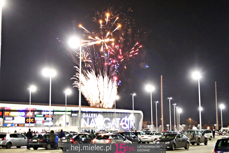 Galeria Navigator Mielec: pokaz sztucznych ogni na koniec otwarcia