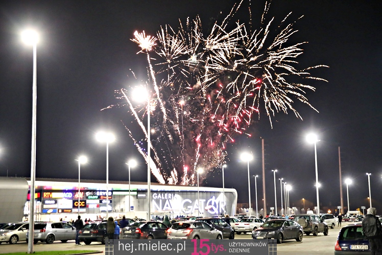 Galeria Navigator Mielec: pokaz sztucznych ogni na koniec otwarcia
