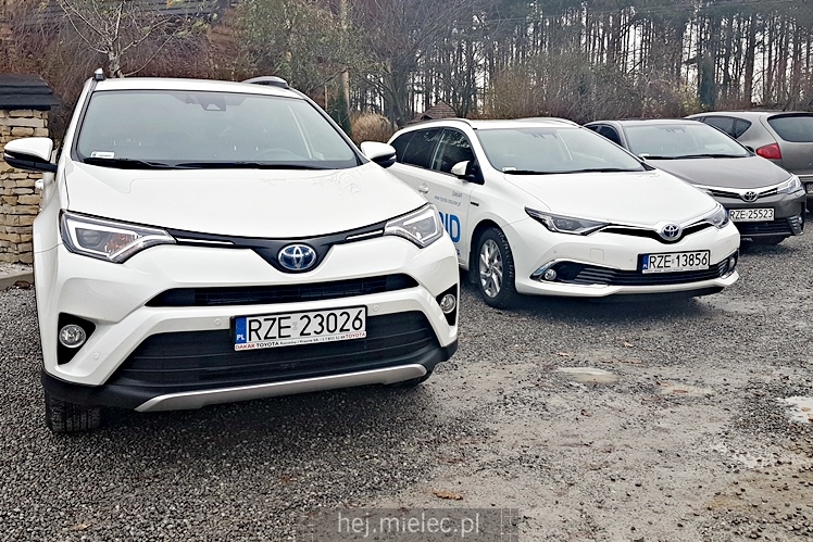 Śniadanie Kubka Biznesu z prelekcją ?Jak kupić samochód do firmy i nie stracić?