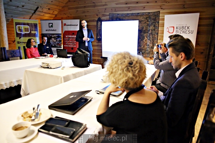 Śniadanie Kubka Biznesu z prelekcją ?Jak kupić samochód do firmy i nie stracić?