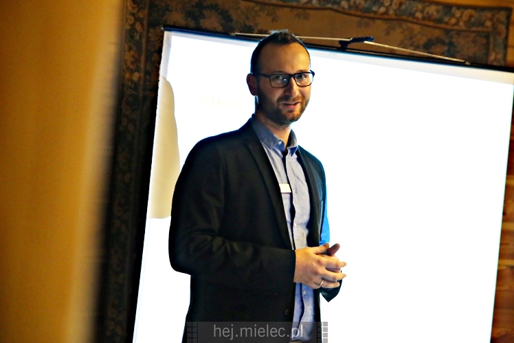 Śniadanie Kubka Biznesu z prelekcją ?Jak kupić samochód do firmy i nie stracić?