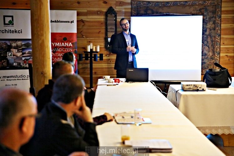 Śniadanie Kubka Biznesu z prelekcją ?Jak kupić samochód do firmy i nie stracić?