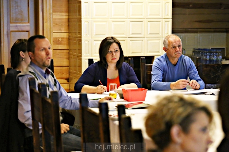 Śniadanie Kubka Biznesu z prelekcją ?Jak kupić samochód do firmy i nie stracić?
