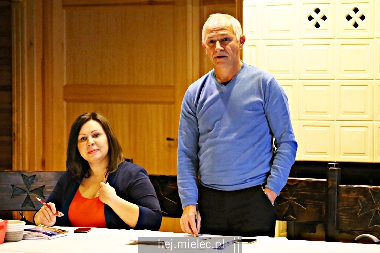 Śniadanie Kubka Biznesu z prelekcją ?Jak kupić samochód do firmy i nie stracić?