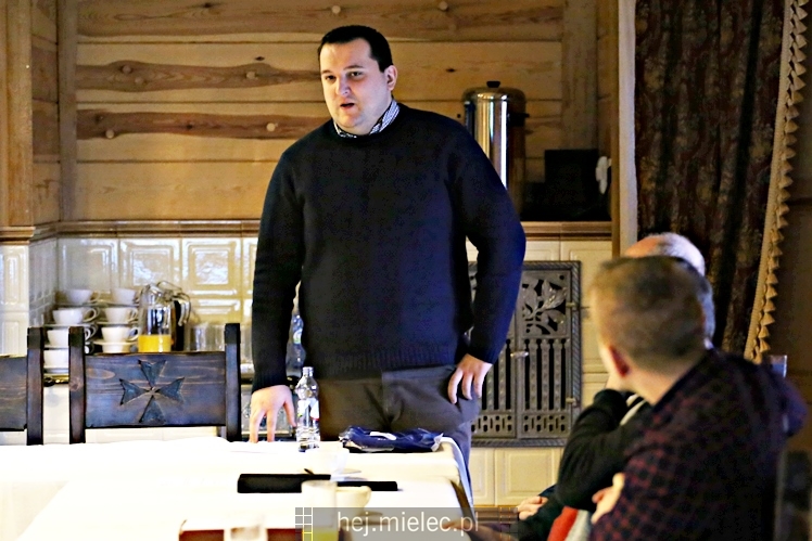 Śniadanie Kubka Biznesu z prelekcją ?Jak kupić samochód do firmy i nie stracić?