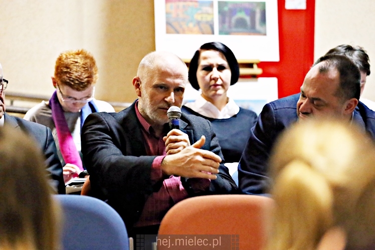 Otwarcie wystawy i dyskusja na podsumowanie projektu ?Komiksowa historia Mielca?