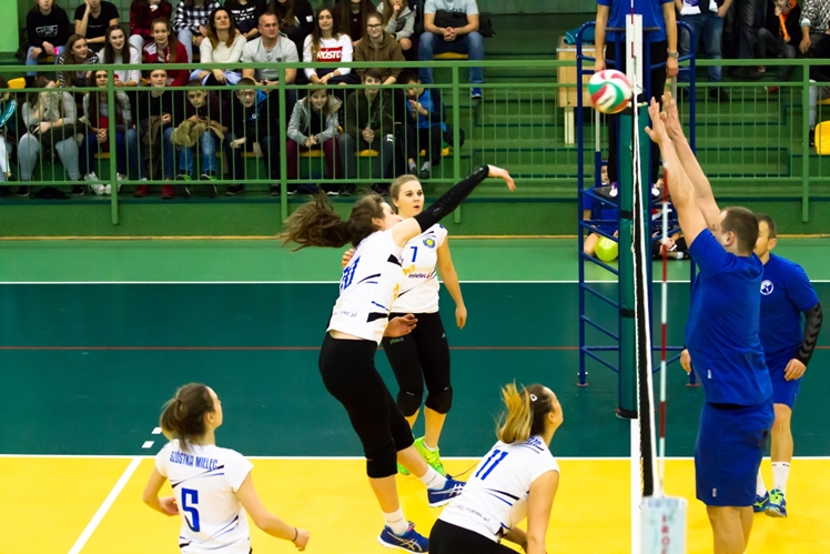 Mecz charytatywny: UKS SMS Szóstka Mielec - SPR Stal Mielec