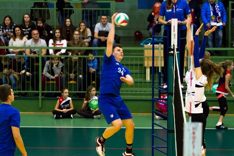 Mecz charytatywny: UKS SMS Szóstka Mielec - SPR Stal Mielec