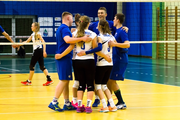 Mecz charytatywny: UKS SMS Szóstka Mielec - SPR Stal Mielec