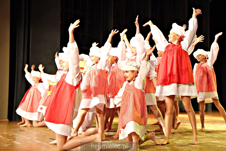 Przegląd Zespołów Tanecznych Pasikonik