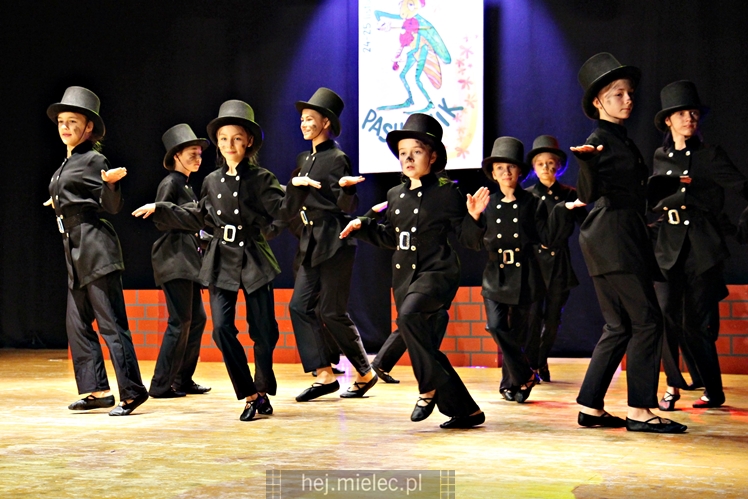 Przegląd Zespołów Tanecznych Pasikonik