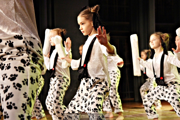 Przegląd Zespołów Tanecznych Pasikonik