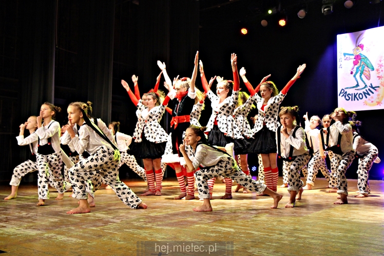 Przegląd Zespołów Tanecznych Pasikonik
