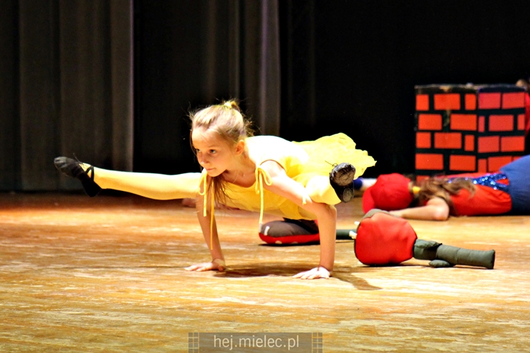Przegląd Zespołów Tanecznych Pasikonik