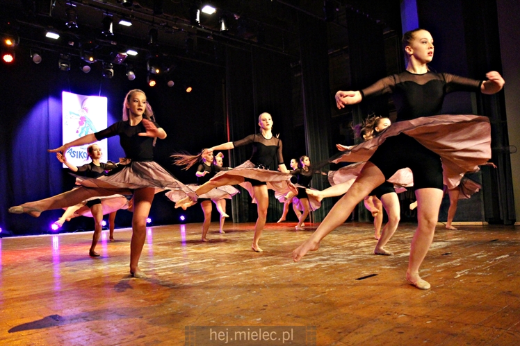 Przegląd Zespołów Tanecznych Pasikonik