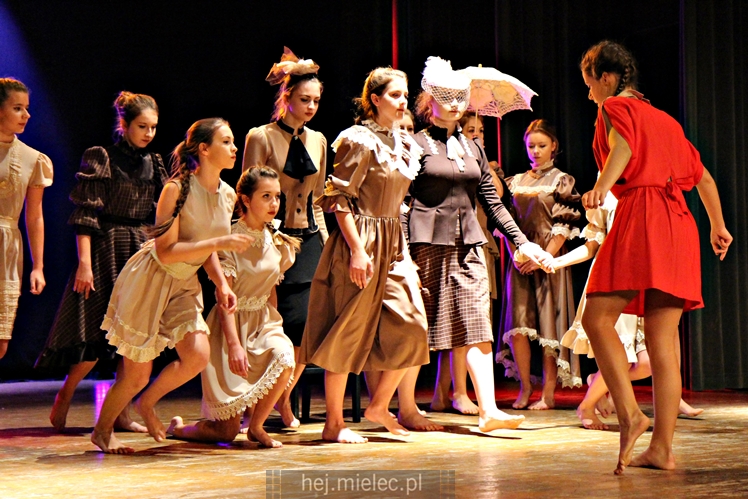 Przegląd Zespołów Tanecznych Pasikonik