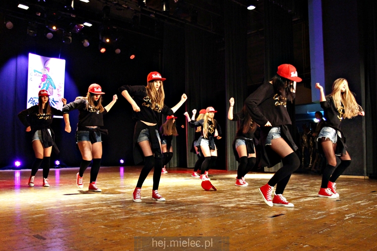 Przegląd Zespołów Tanecznych Pasikonik