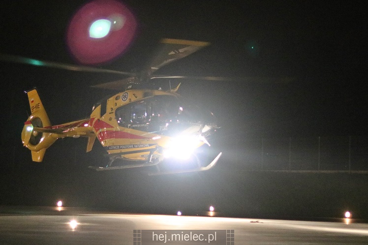 Śmigłowiec zabrał ranną dziewczynkę do Prokocimia [FOTO, WIDEO]