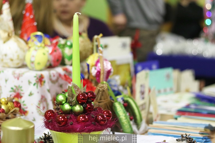 Kiermasz rękodzieła w Spółdzielczym Domu Kultury