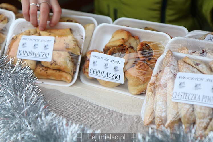 Jarmark Świąteczny przy mieleckiej Bazylice