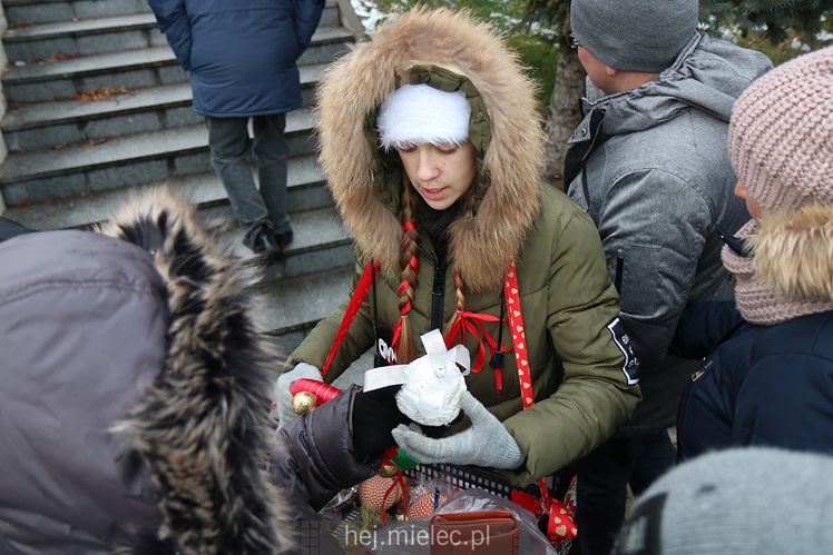Jarmark Świąteczny przy mieleckiej Bazylice
