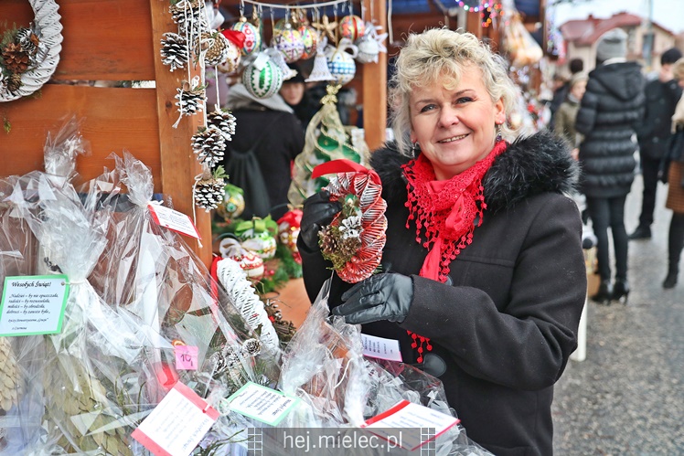 Jarmark Świąteczny przy mieleckiej Bazylice