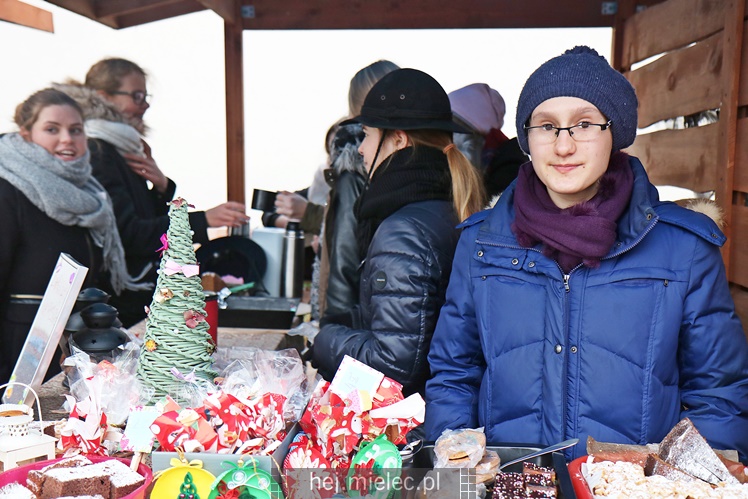 Jarmark Świąteczny przy mieleckiej Bazylice