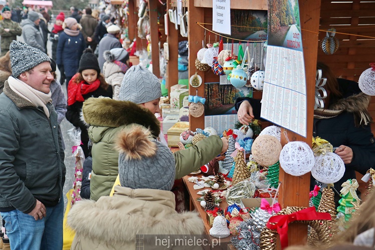 Jarmark Świąteczny przy mieleckiej Bazylice