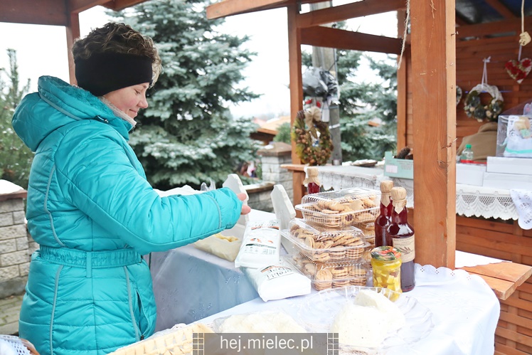 Jarmark Świąteczny przy mieleckiej Bazylice