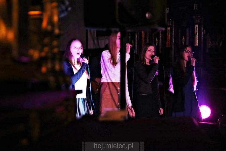 Jarmark Świąteczny przy mieleckiej Bazylice