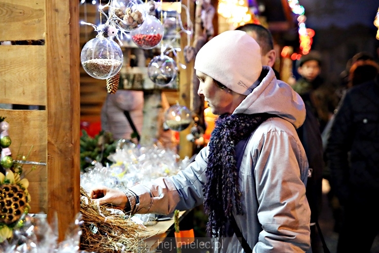 Jarmark Świąteczny przy mieleckiej Bazylice