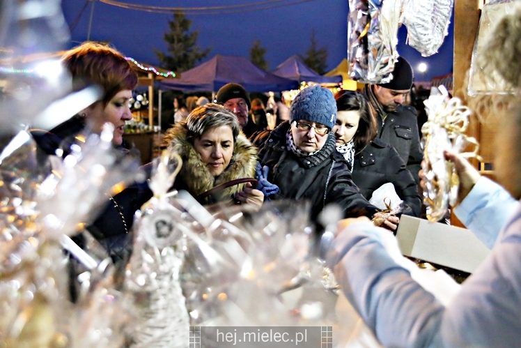 Jarmark Świąteczny przy mieleckiej Bazylice