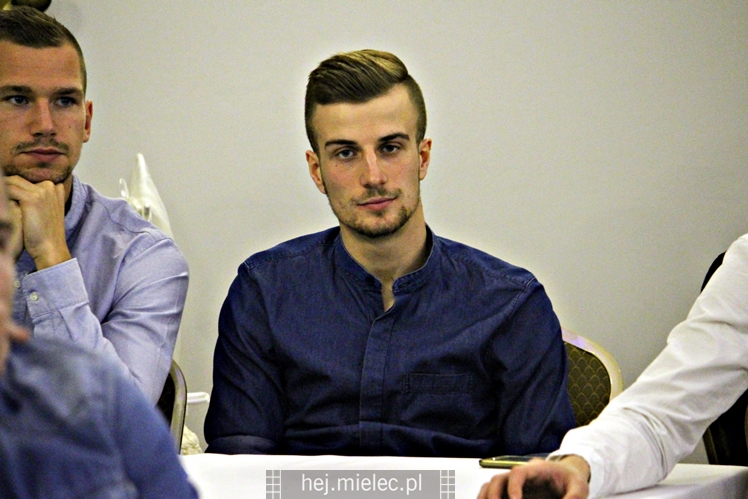 FKS Stal Mielec podsumowała uroczyście rok 2016, na spotkaniu m.in. Poręba i Kozdęba [ZDJĘCIA]