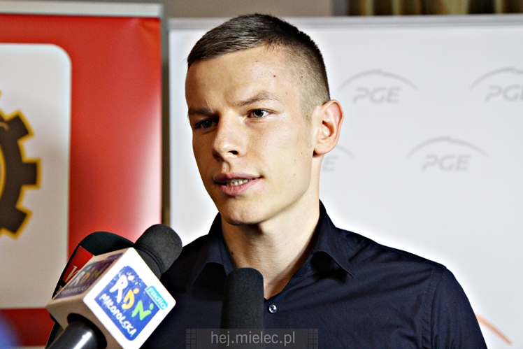 FKS Stal Mielec podsumowała uroczyście rok 2016, na spotkaniu m.in. Poręba i Kozdęba [ZDJĘCIA]