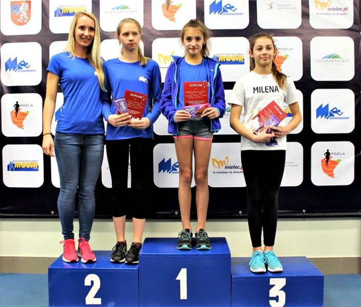 II Halowe Lekkoatletyczne Zawody Mikołajkowe