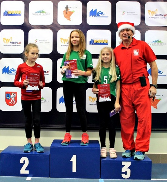 II Halowe Lekkoatletyczne Zawody Mikołajkowe