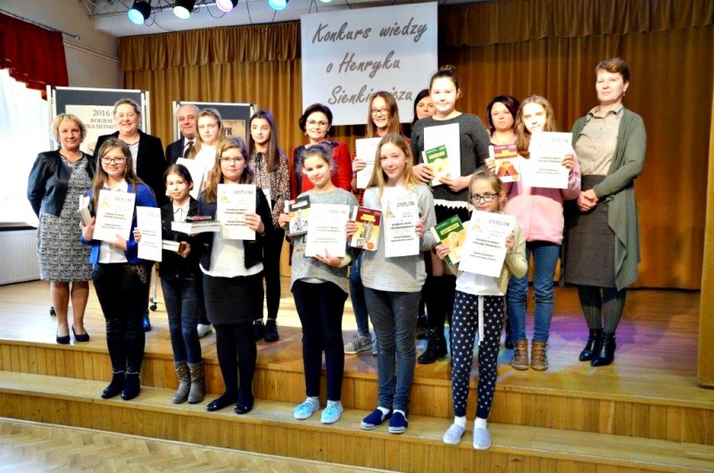 Konkurs wiedzy o Henryku Sienkiewiczu w Chorzelowie