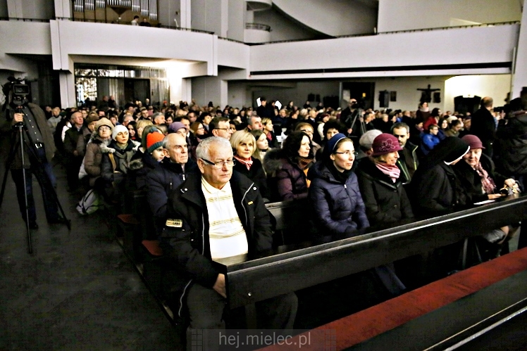 Oratorium - Karolina wystarczy sobą być