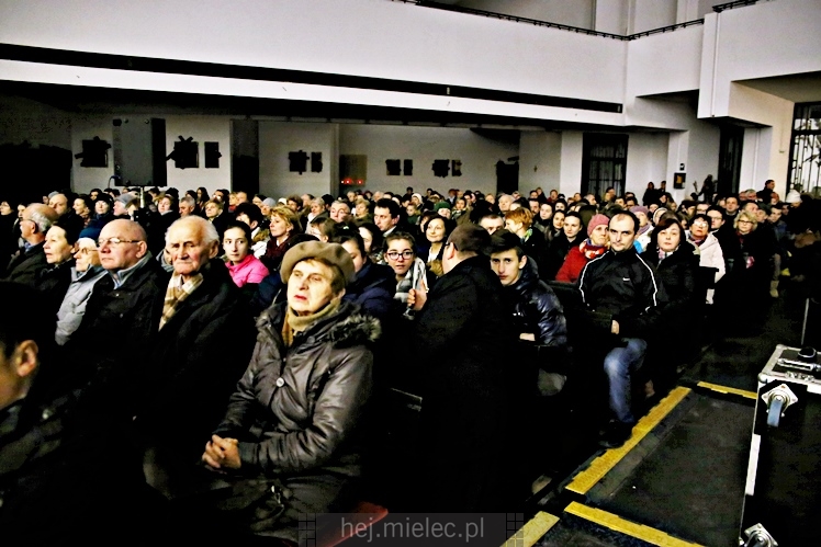 Oratorium - Karolina wystarczy sobą być