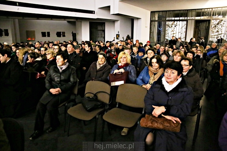 Oratorium - Karolina wystarczy sobą być