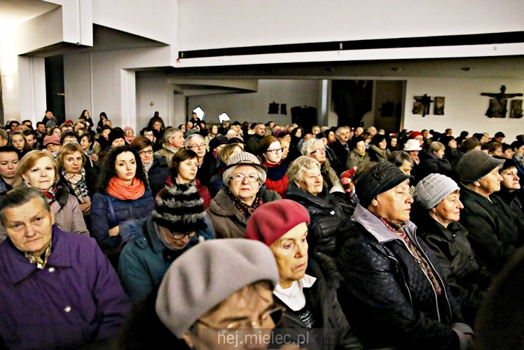 Oratorium - Karolina wystarczy sobą być