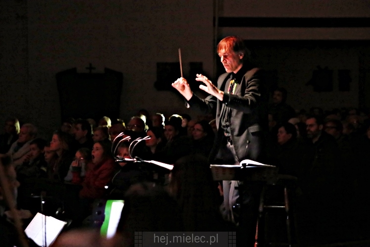 Oratorium - Karolina wystarczy sobą być