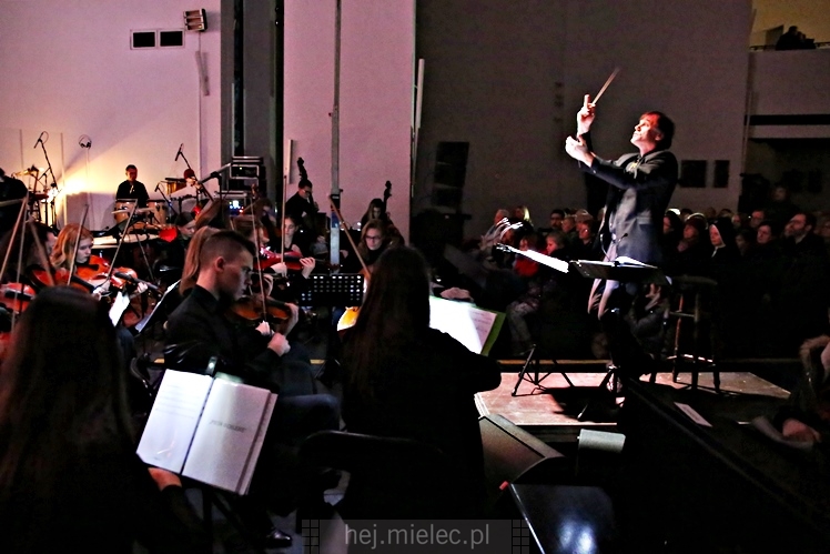 Oratorium - Karolina wystarczy sobą być