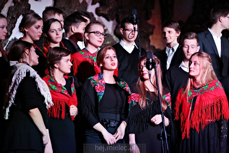 Oratorium - Karolina wystarczy sobą być